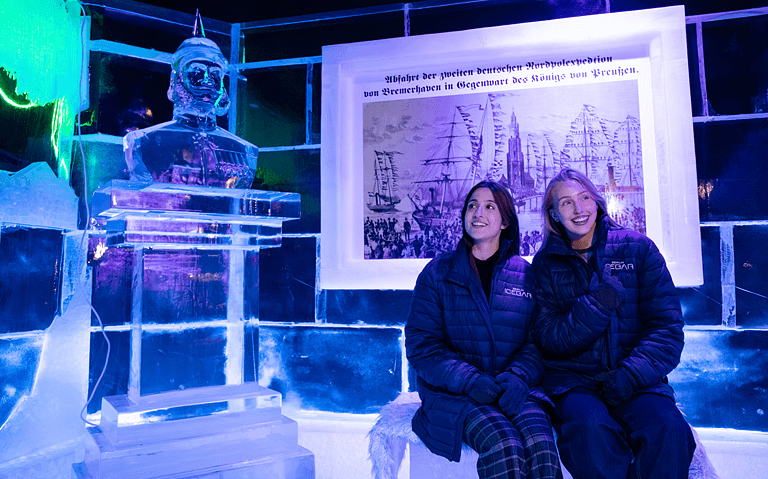 Berlin Icebar Girls Sitting inside the Icebar 768x480