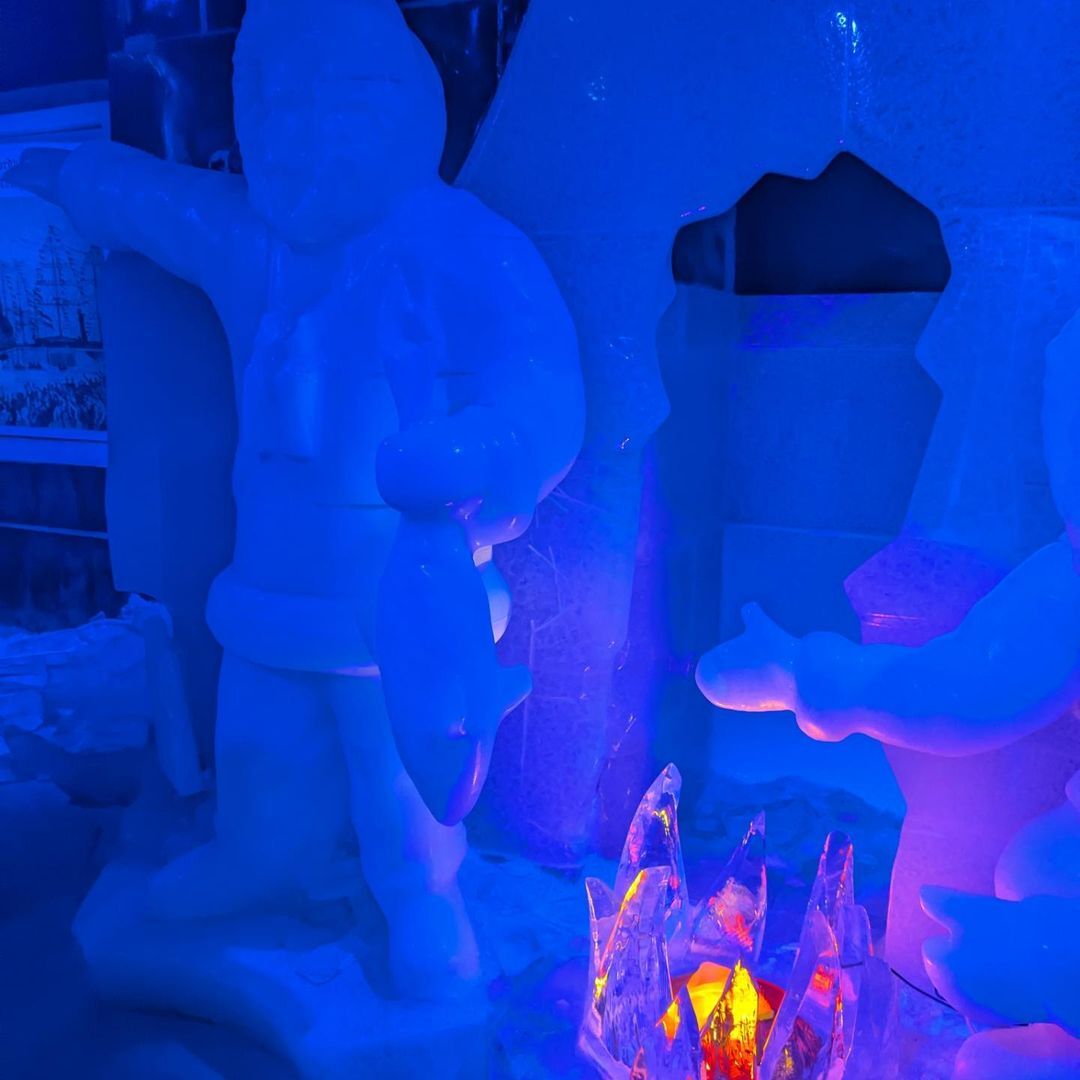 Berlin Icebar #berlin #icebar #berlinicebar #couple